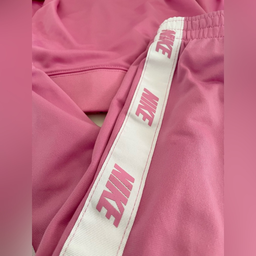Nike Kids Pink Matching Set Zip Up Tracksuit with Logo Accents Girls 4 XS - Picture 13 of 14